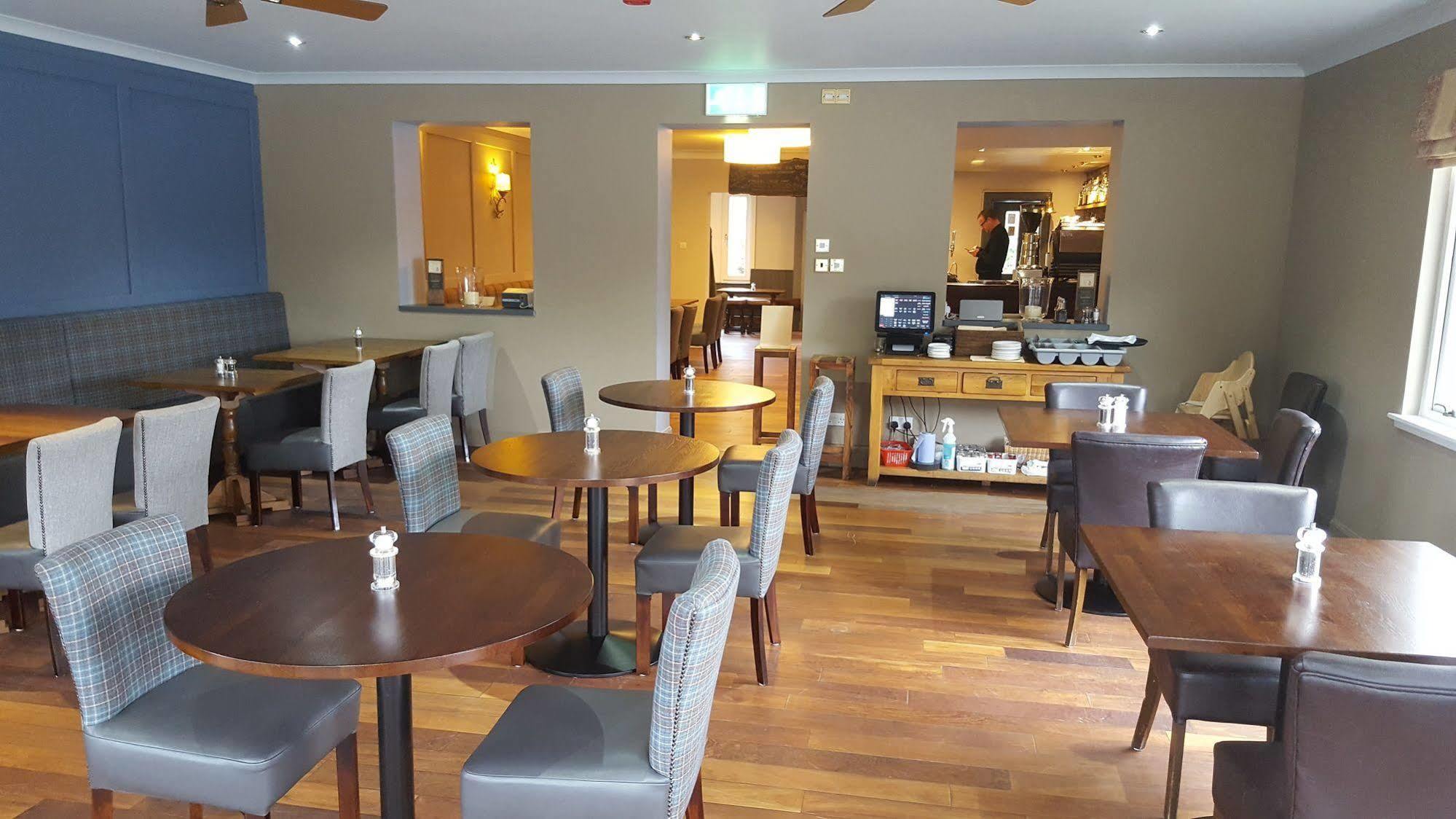 Bridge Of Orchy Hotel Екстер'єр фото