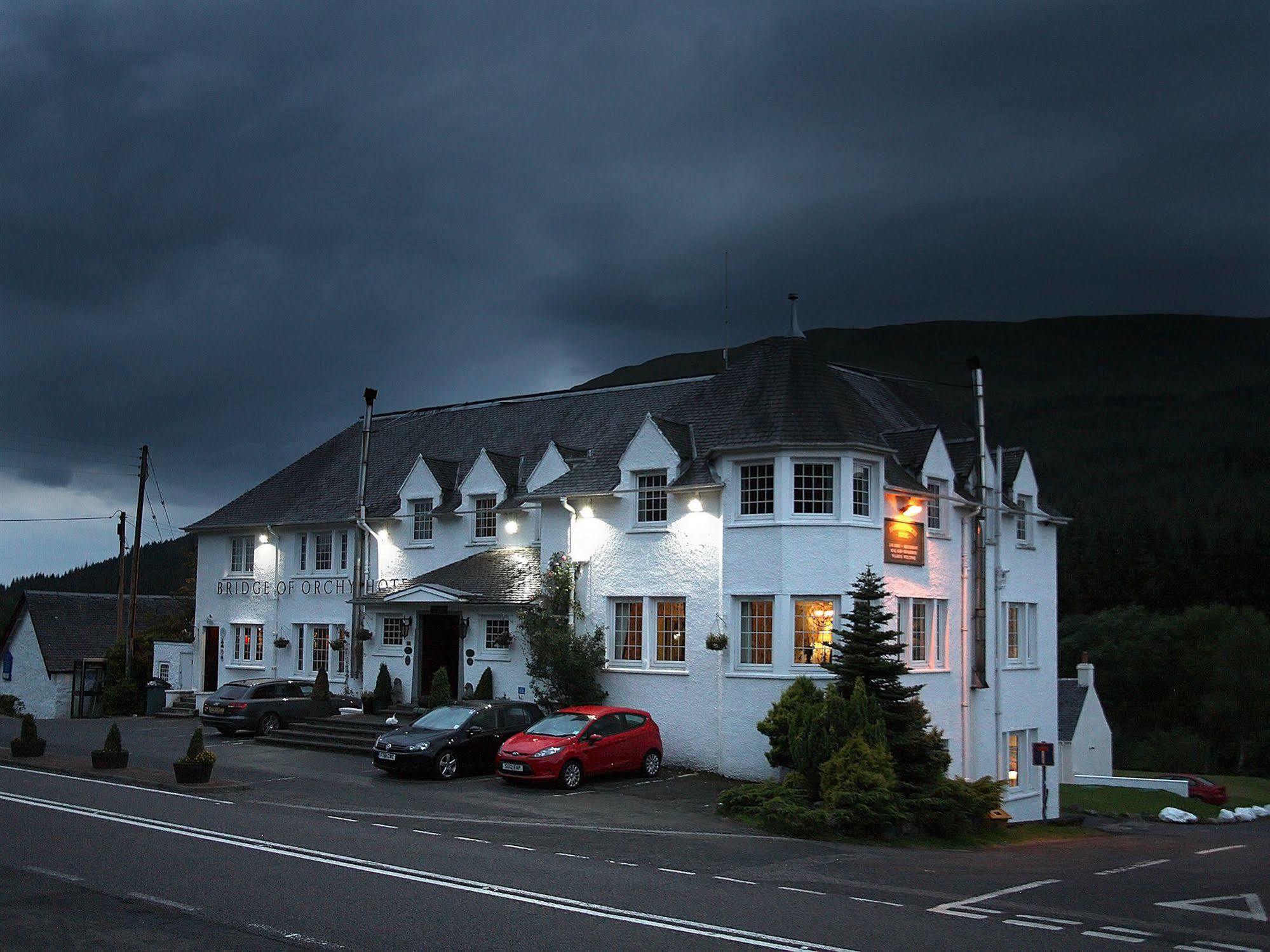 Bridge Of Orchy Hotel Екстер'єр фото